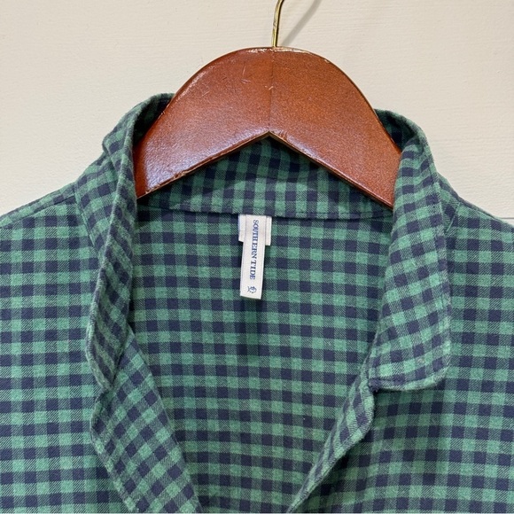 Southern Tide Ruffle Shoulder Flannel Shirt - Picture 4 of 5